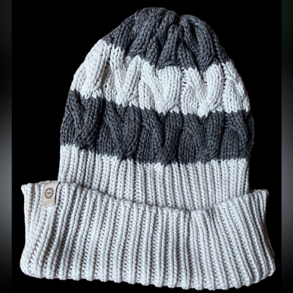 Ugg slipper beanie hat.